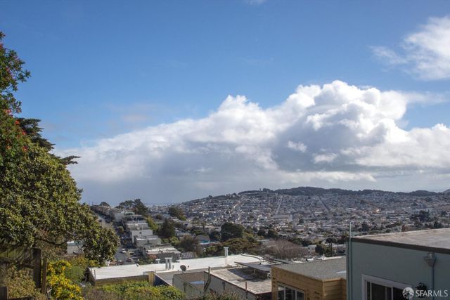 566 Mangels Avenue, San Francisco, CA 94127