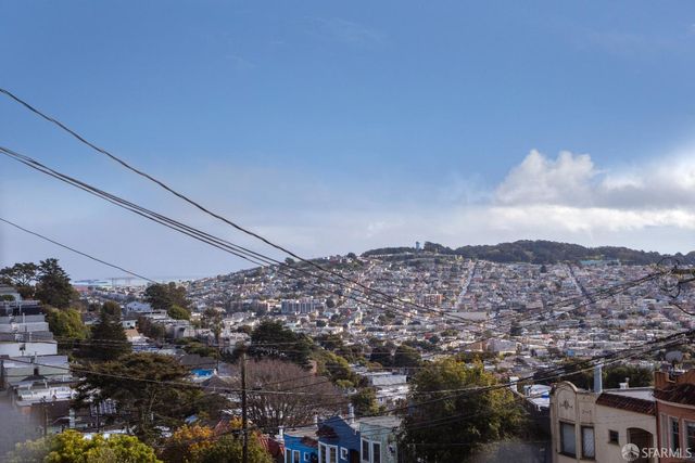 566 Mangels Avenue, San Francisco, CA 94127