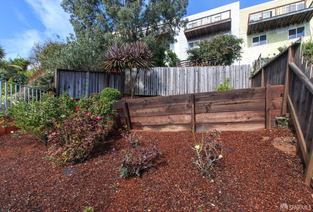 566 Mangels Avenue, San Francisco, CA 94127