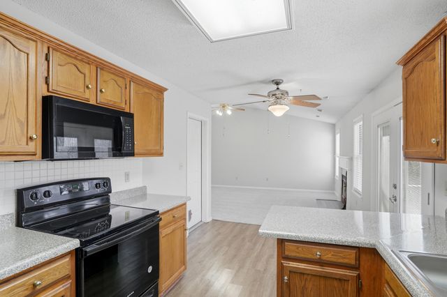 400 S BROOKLINE DR, Columbia, MO 65203