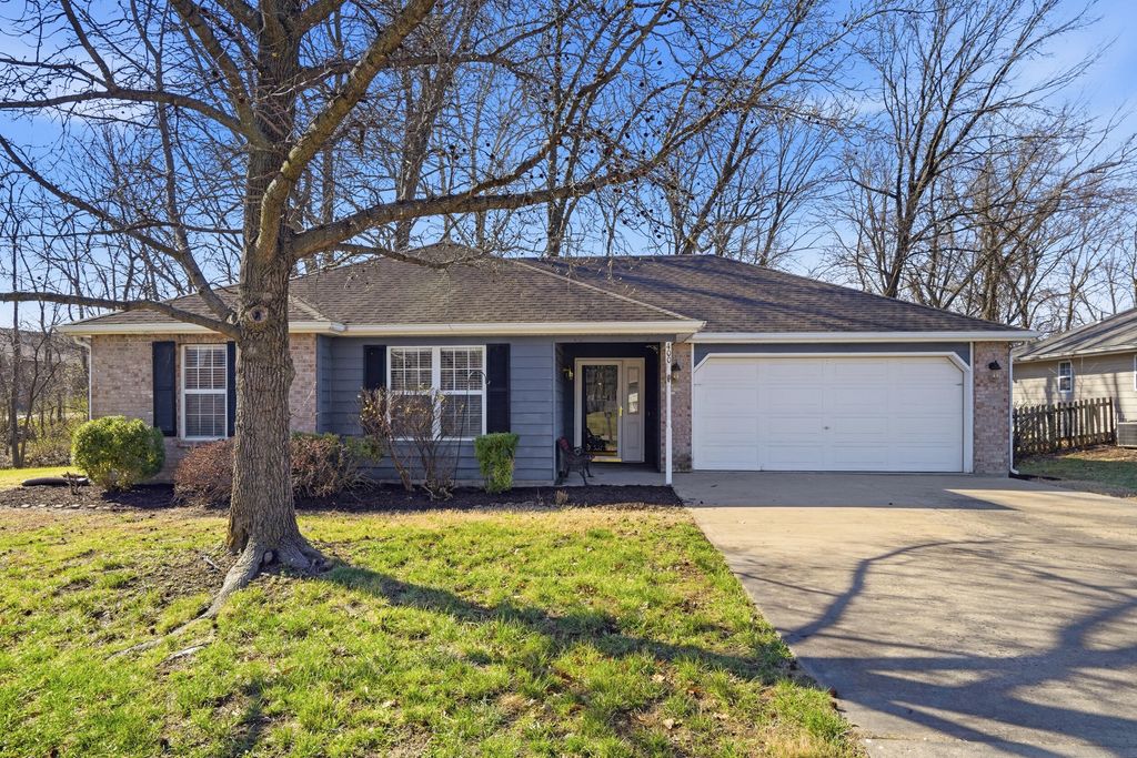 400 S BROOKLINE DR, Columbia, MO 65203