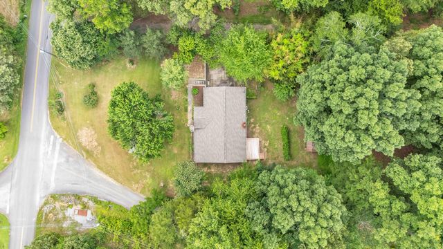 547 Van Davis Road, Georgetown, TN 37336