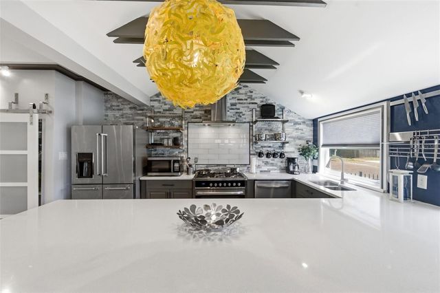 3601 2ND AVENUE N, St Petersburg, FL 33713