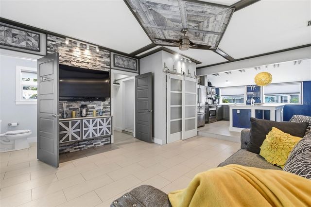 3601 2ND AVENUE N, St Petersburg, FL 33713