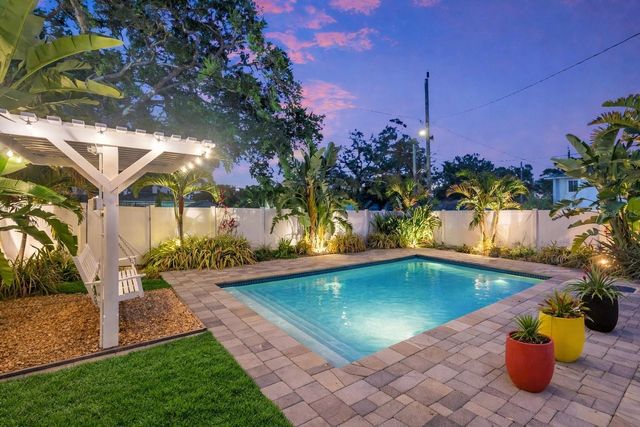 3601 2ND AVENUE N, St Petersburg, FL 33713