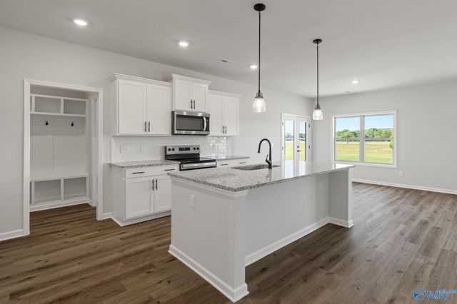 412 Ledgeway Drive, Harvest, AL 35749