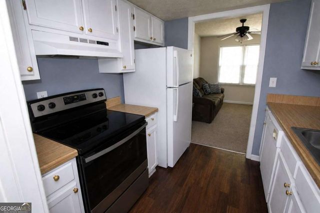 5584 Executive Way, Norcross, GA 30071