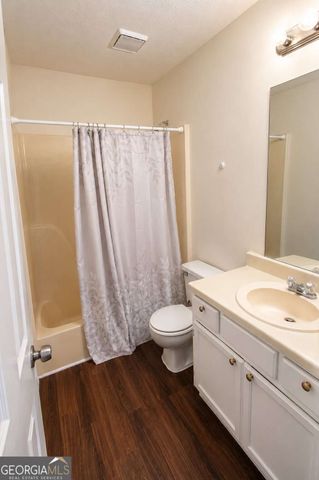 5584 Executive Way, Norcross, GA 30071