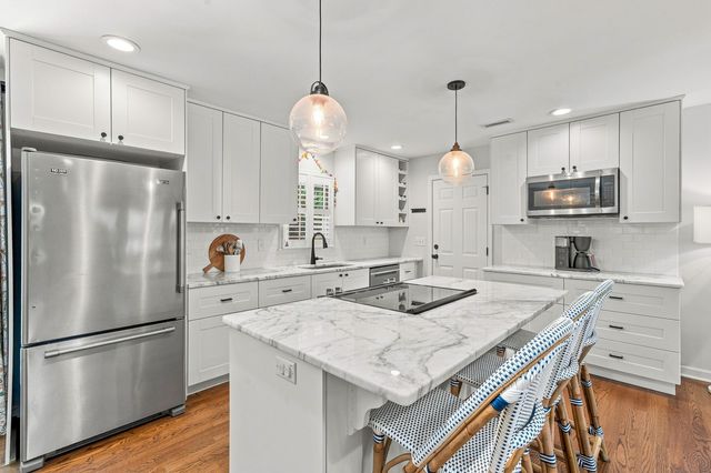 1373 White Drive, Charleston, SC 29407