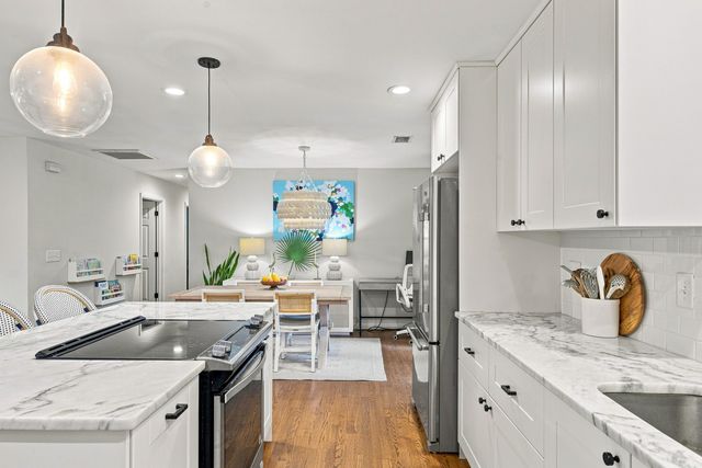 1373 White Drive, Charleston, SC 29407