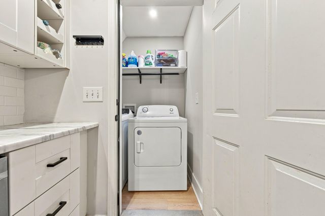 1373 White Drive, Charleston, SC 29407