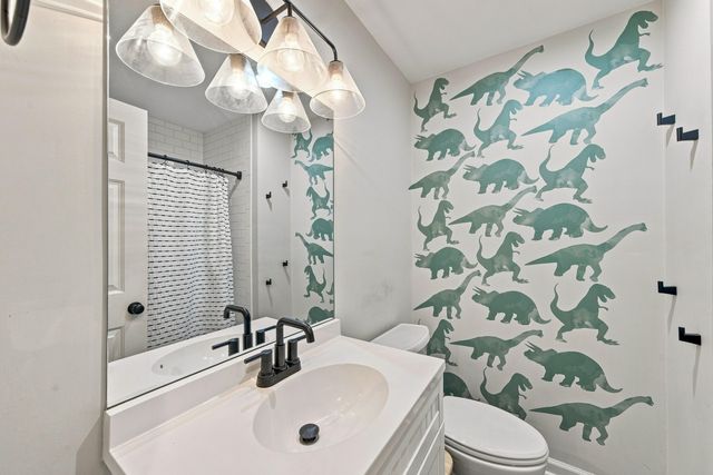 1373 White Drive, Charleston, SC 29407