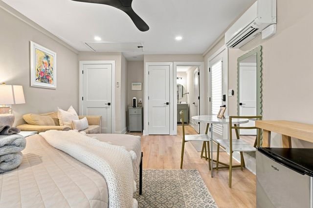 1373 White Drive, Charleston, SC 29407