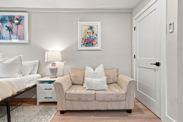 1373 White Drive, Charleston, SC 29407