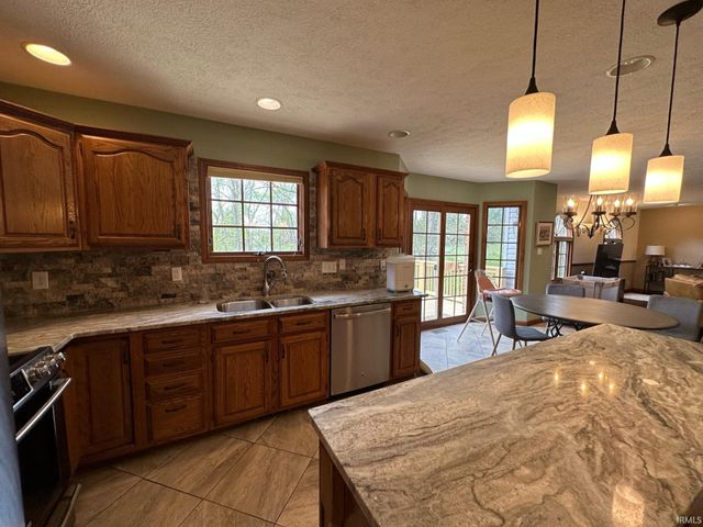 3825 E Devonshire Court, Bloomington, IN 47408