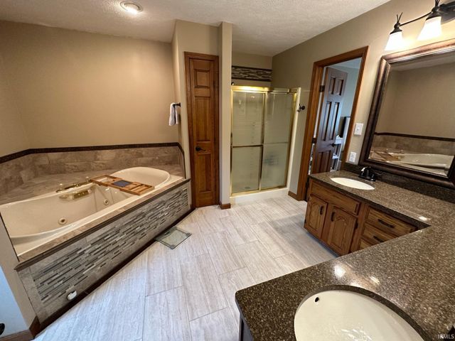 3825 E Devonshire Court, Bloomington, IN 47408