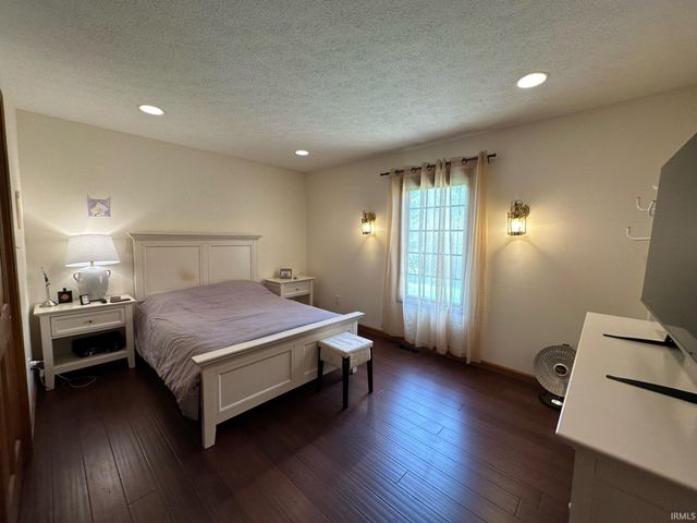 3825 E Devonshire Court, Bloomington, IN 47408