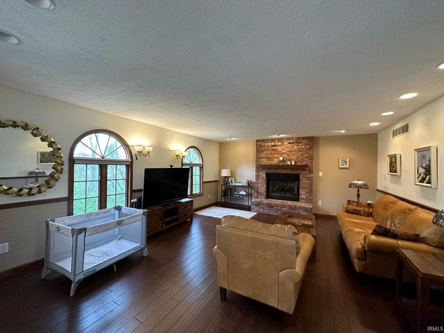 3825 E Devonshire Court, Bloomington, IN 47408