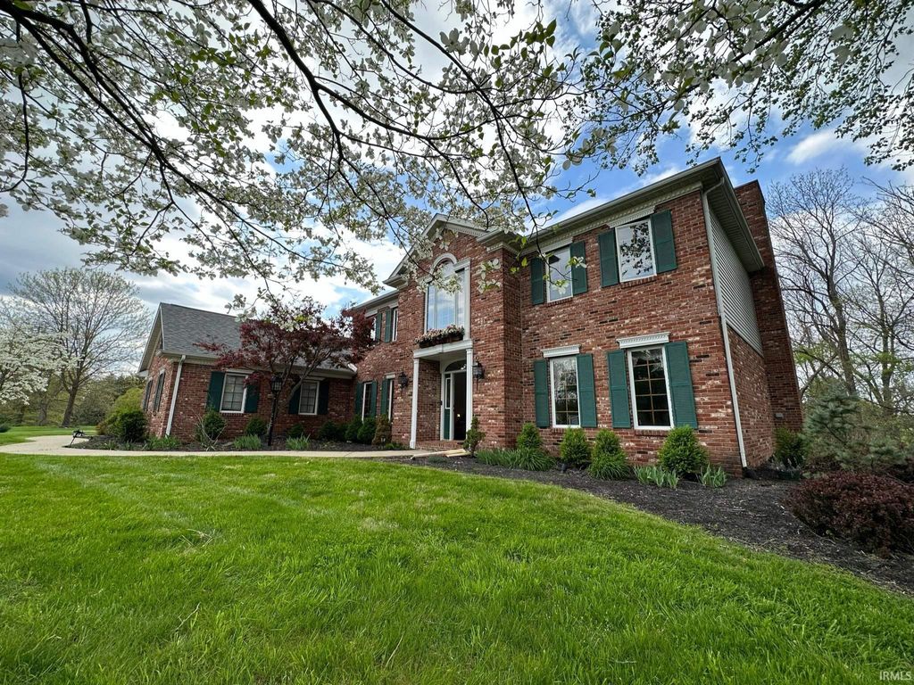 3825 E Devonshire Court, Bloomington, IN 47408