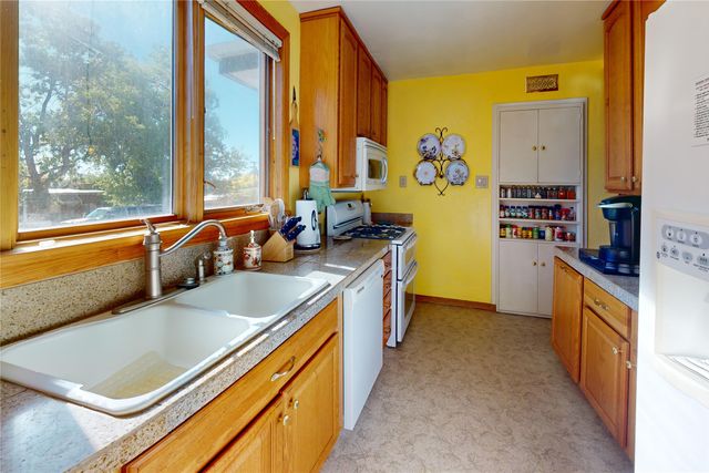 1459 46th Street, Los Alamos, NM 87544