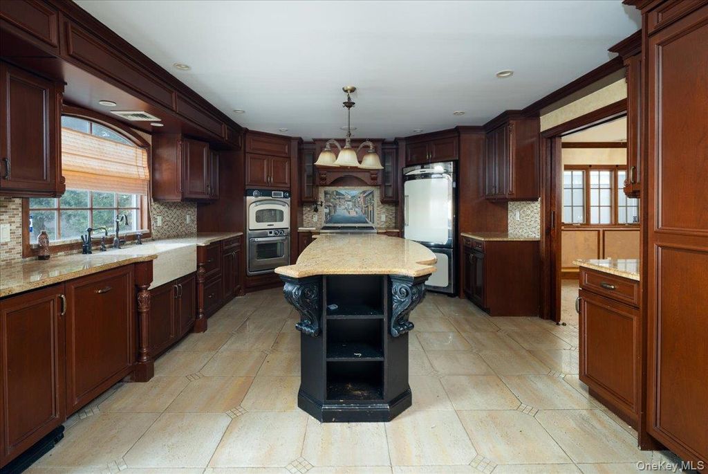 2829 Judith Drive, Bellmore, NY 11710 — photo 5