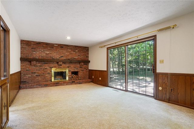 206 Fawnwood Drive, Tallmadge, OH 44278