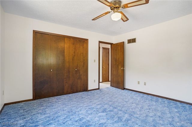 206 Fawnwood Drive, Tallmadge, OH 44278