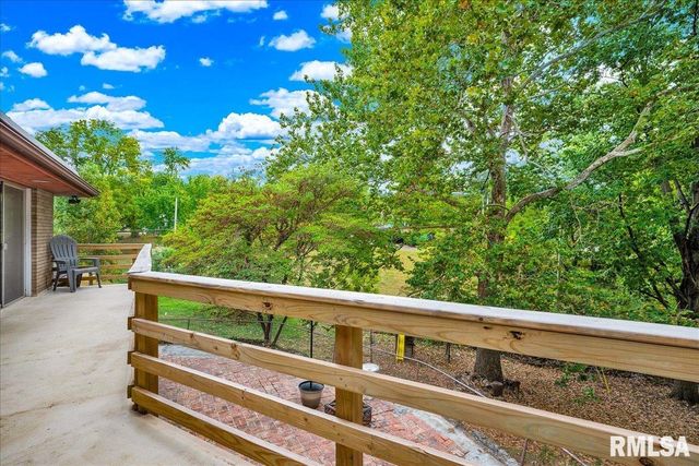 25 ORIOLE Lane, Pekin, IL 61554