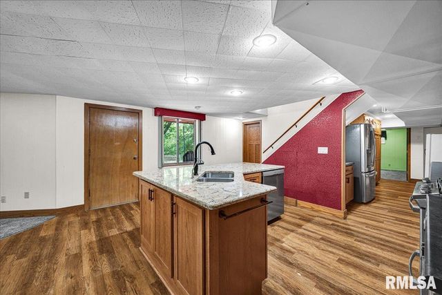 25 ORIOLE Lane, Pekin, IL 61554