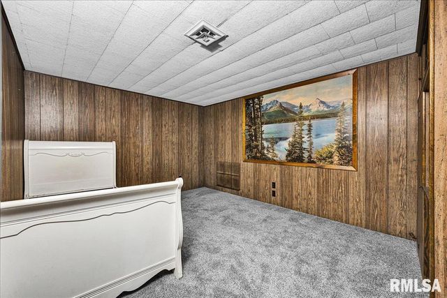 25 ORIOLE Lane, Pekin, IL 61554