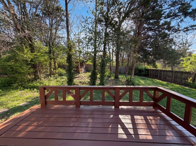 2416 Bayview Dr, Nashville, TN 37217