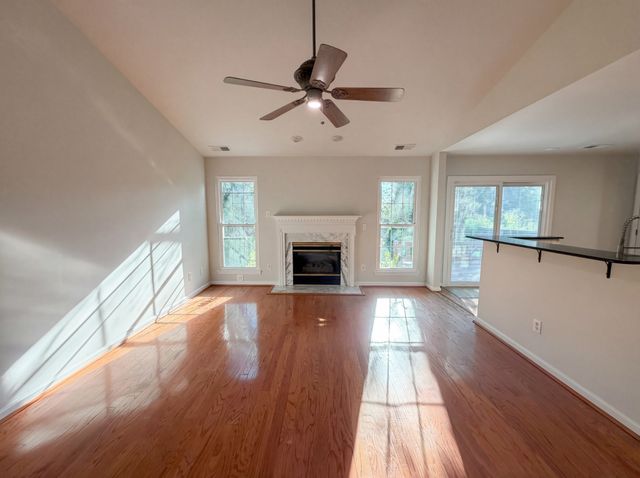 2416 Bayview Dr, Nashville, TN 37217