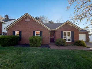 2416 Bayview Dr, Nashville, TN 37217