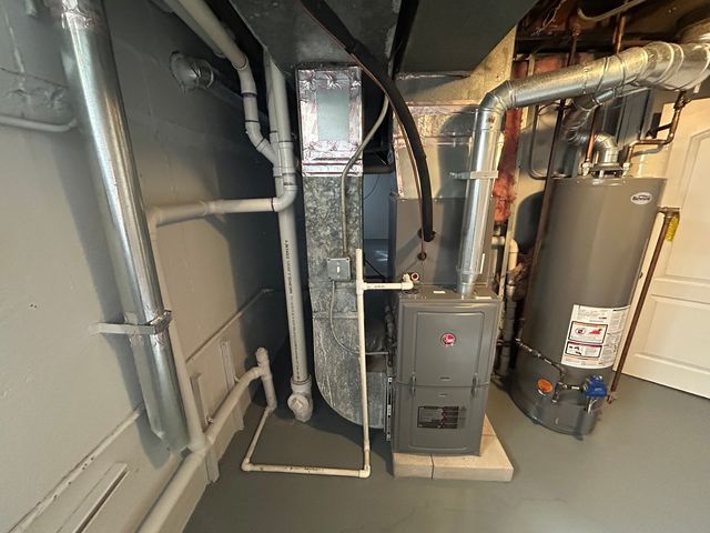 609 E 160th Place, South Holland, IL 60473