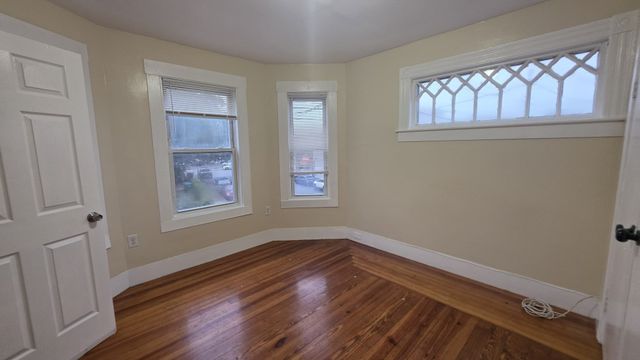 242 Chesnut St 2, Lynn, MA 01902