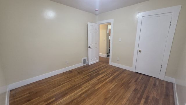 242 Chesnut St 2, Lynn, MA 01902