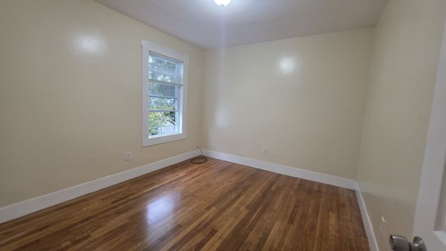 242 Chesnut St 2, Lynn, MA 01902