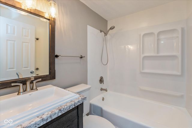 3226 Elmhurst Drive, Indianapolis, IN 46226