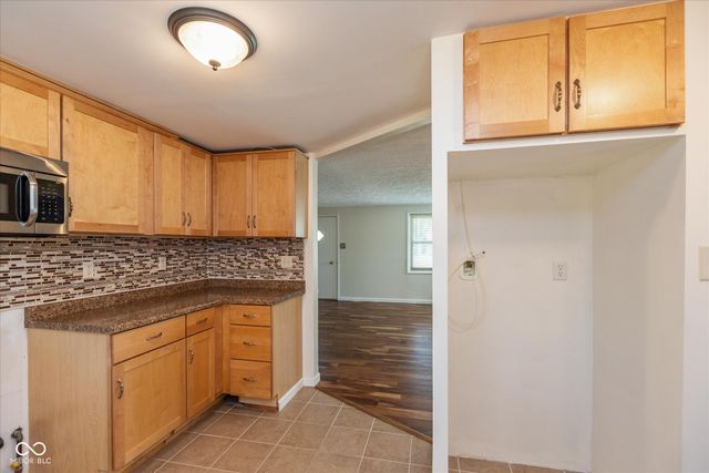 3226 Elmhurst Drive, Indianapolis, IN 46226