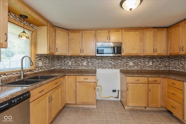 3226 Elmhurst Drive, Indianapolis, IN 46226