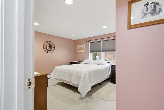 19 Sunset Avenue, Coventry, RI 02816
