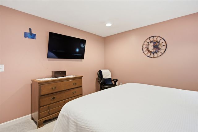 19 Sunset Avenue, Coventry, RI 02816