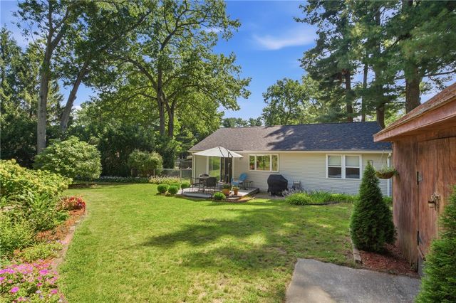 19 Sunset Avenue, Coventry, RI 02816