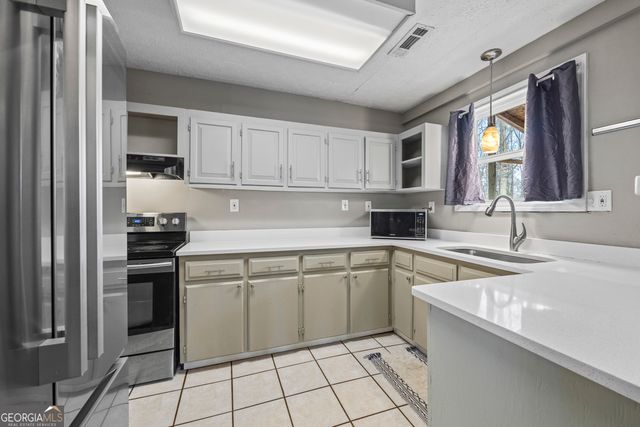 882 B Bailey Road, Hartwell, GA 30643