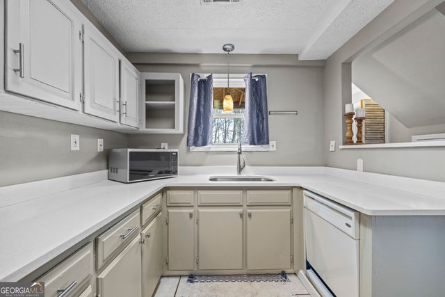 882 B Bailey Road, Hartwell, GA 30643