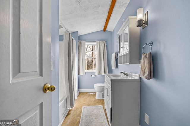 882 B Bailey Road, Hartwell, GA 30643