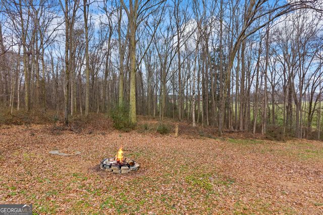 882 B Bailey Road, Hartwell, GA 30643