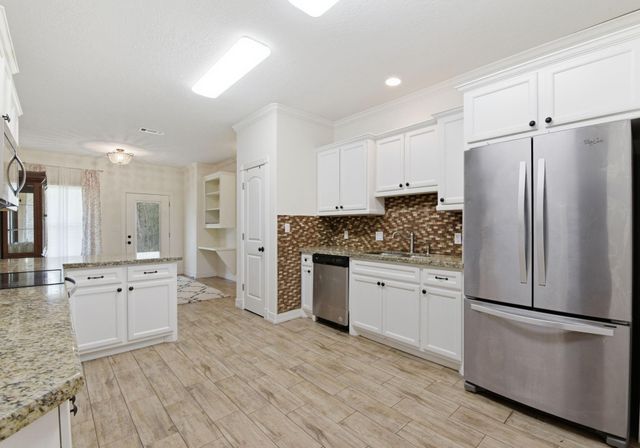 3140 Winding Way, Huntsville, TX 77340