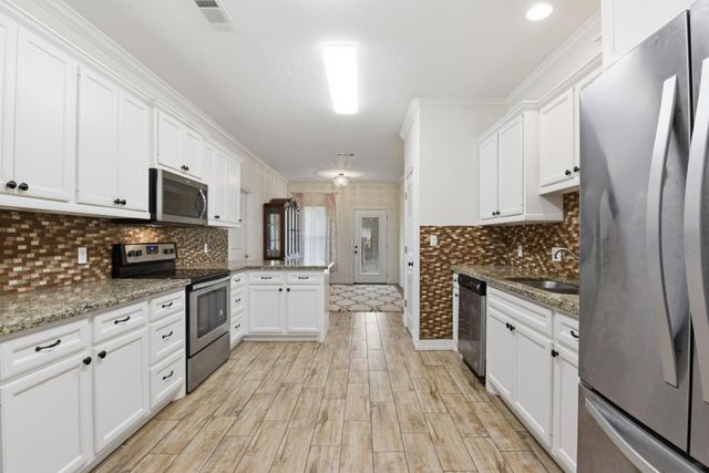 3140 Winding Way, Huntsville, TX 77340