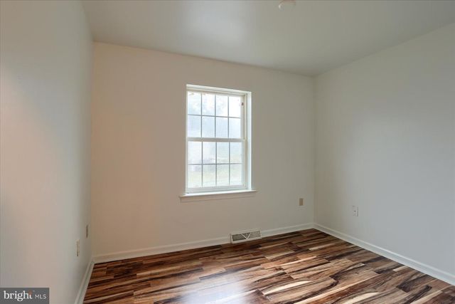 1690 LAKESIDE DR, Middletown, PA 17057